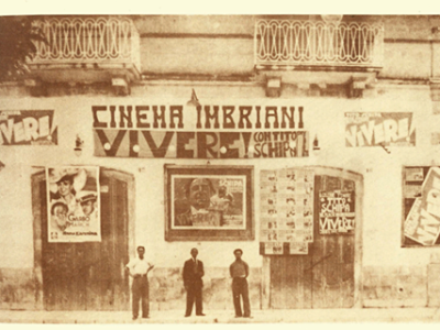 In passato erano ben tre i cinema esistenti in paese. Tra questi l�Imbriani, inaugurato addirittura nel 1923 nell�attuale palazzo del Municipio